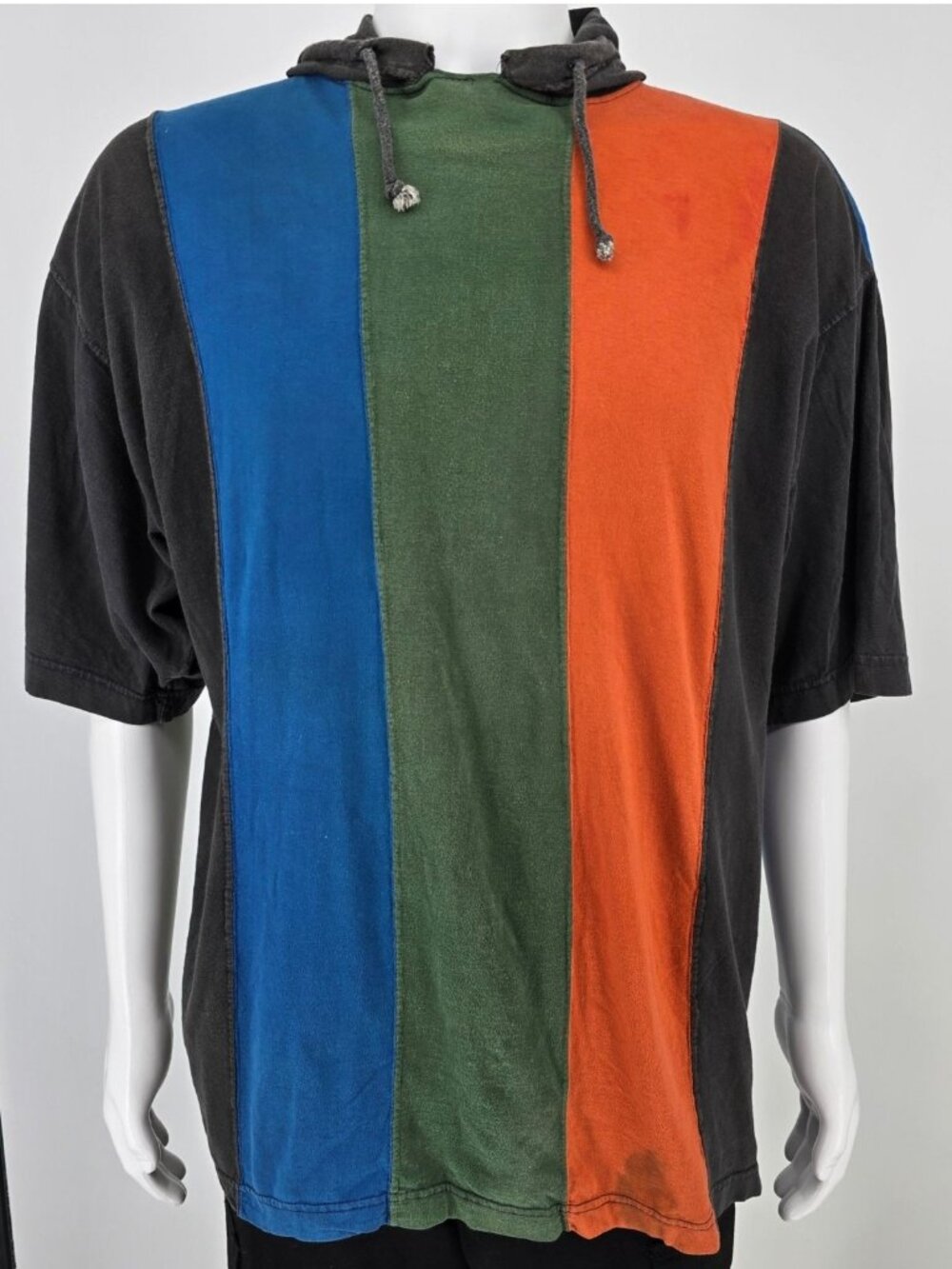 Vintage 1990s Koman Red/Orange/Green Colorblock Short Sleeve Hooded T-Shirt (XL)